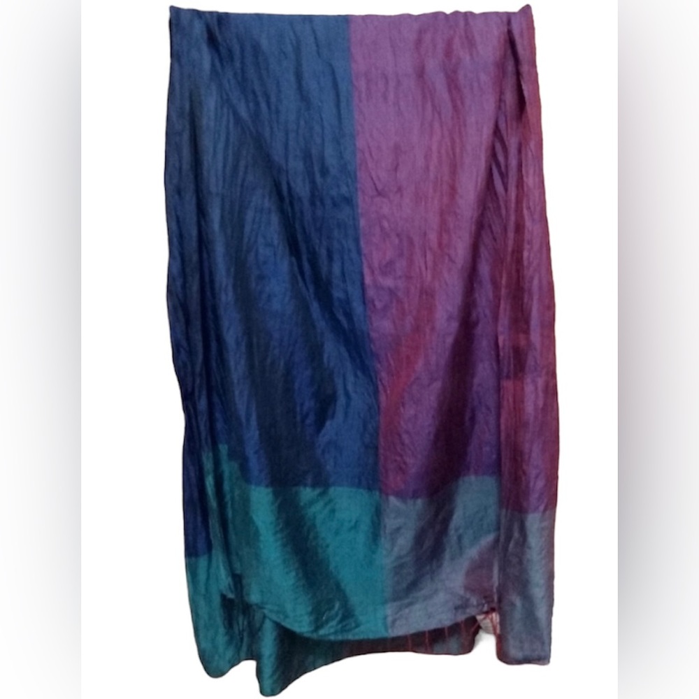 Long and wide silk scarf